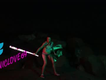 cam girl porn chroniclove image #5707555